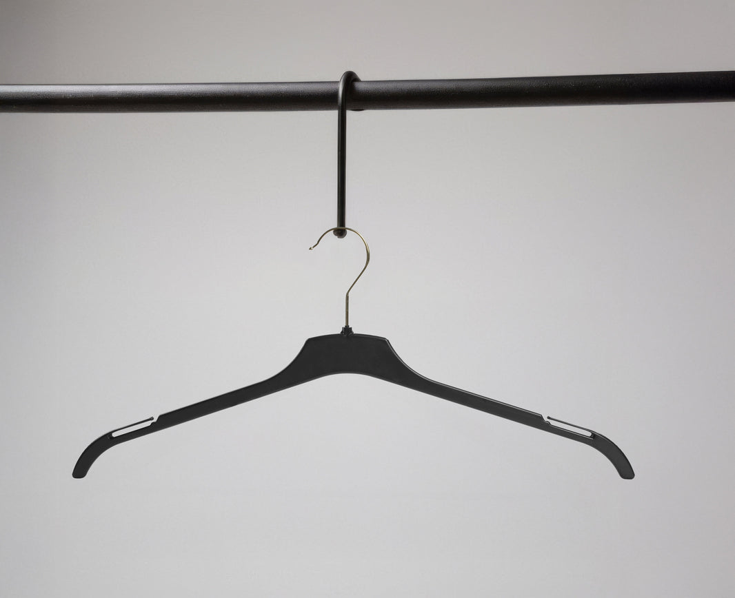 Üst Grup Askı ile Üst Giyime Profesyonel Dokunuş